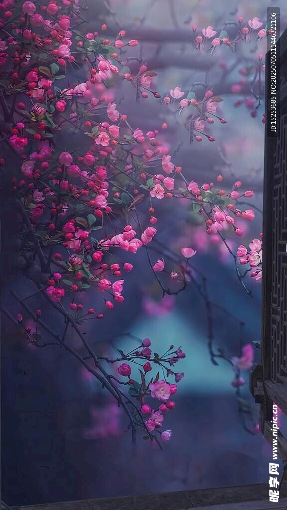 梦幻粉色繁花夜景图