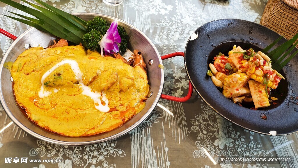 东南亚美食美味双拼菜肴海鲜虾