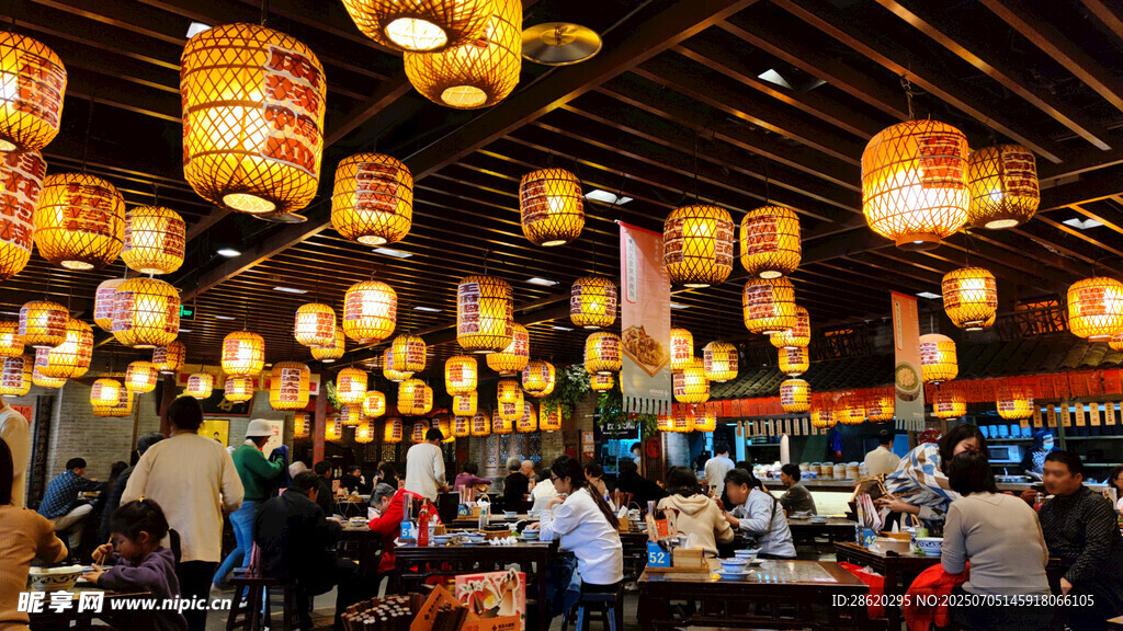 南京大排档餐饮灯笼场景