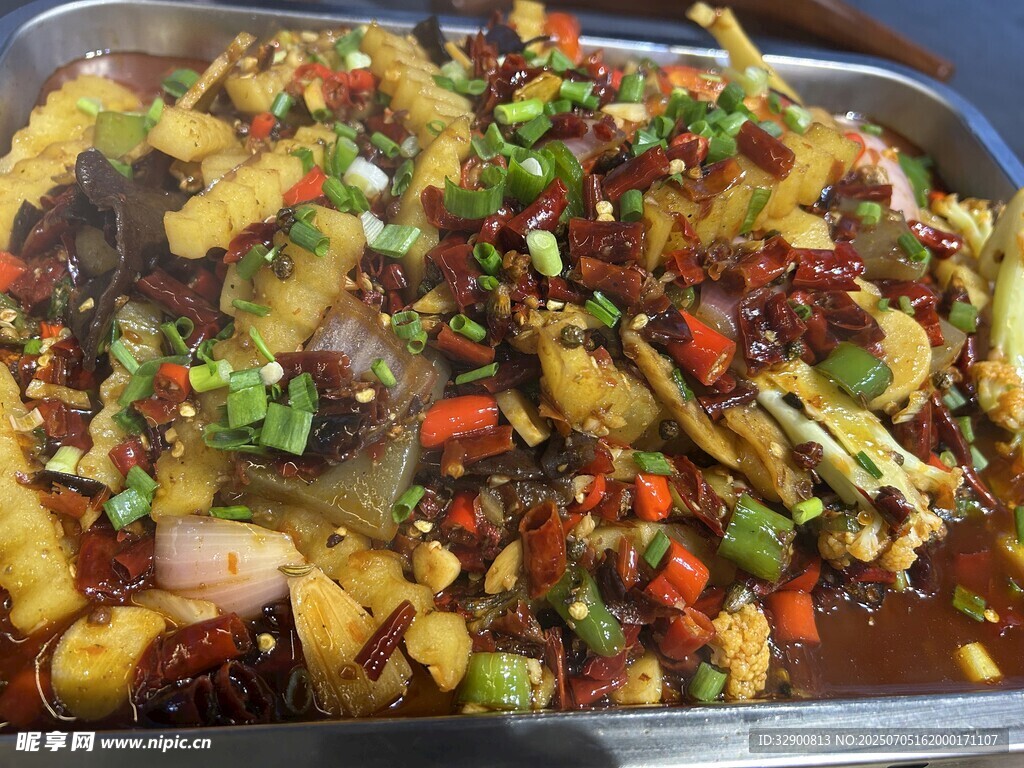香辣美味的特色烤鱼料理