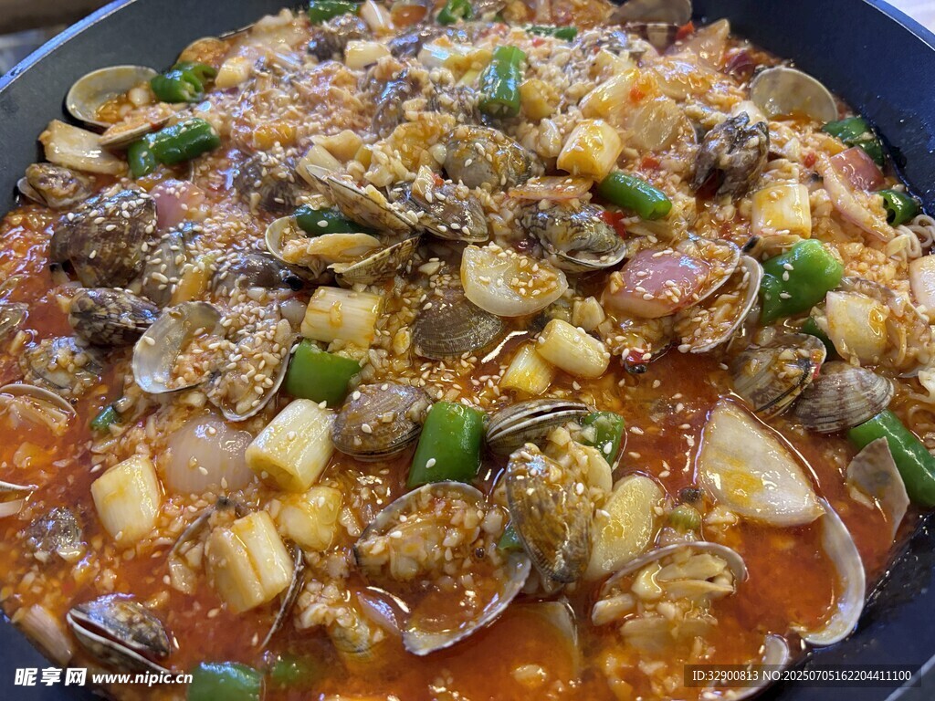 美味蛤蜊豆腐煲