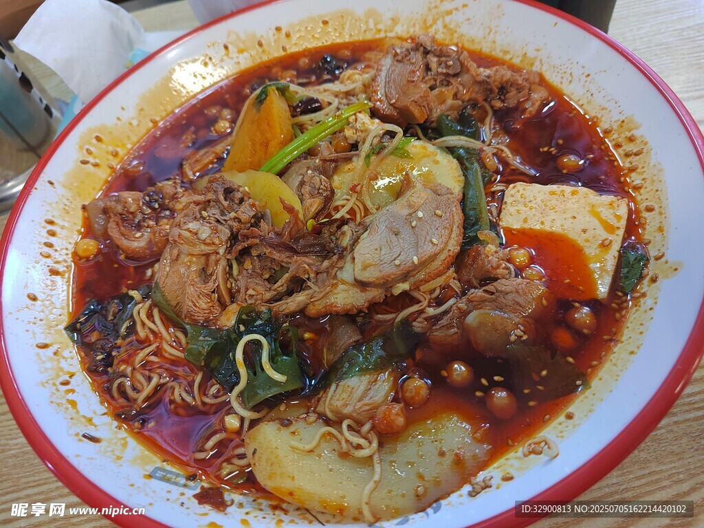 美味丰盛的特色麻辣香锅