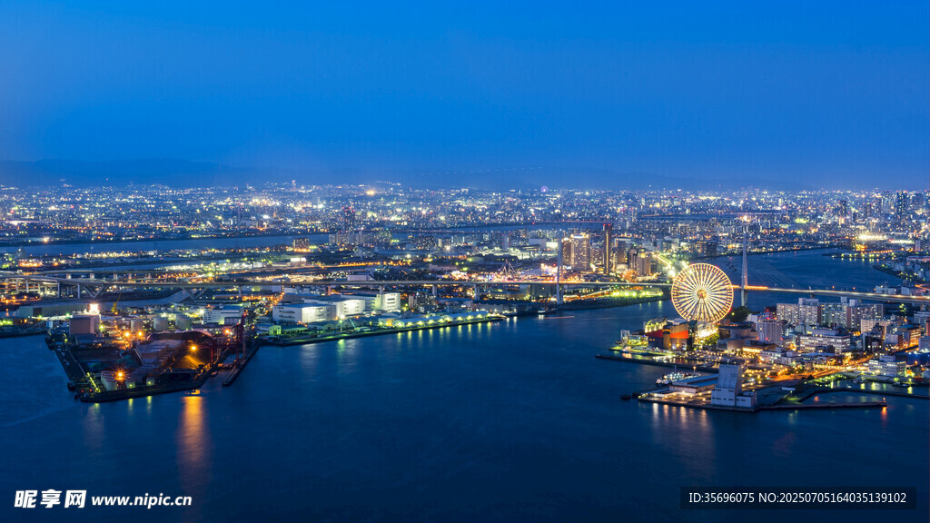 港口夜景璀璨灯光秀