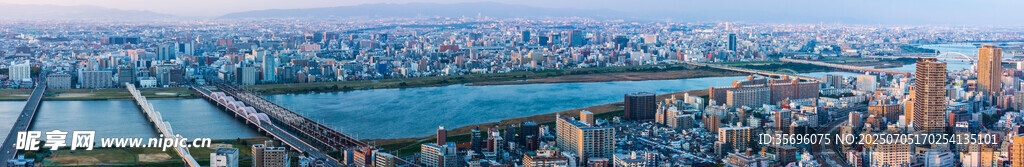 城市天际线俯瞰景观