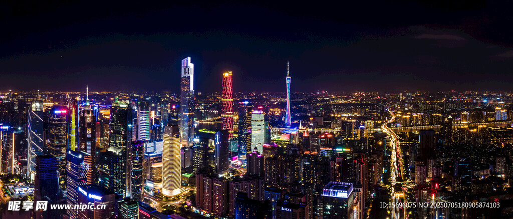 广州珠江新城城市CBD灯火夜景