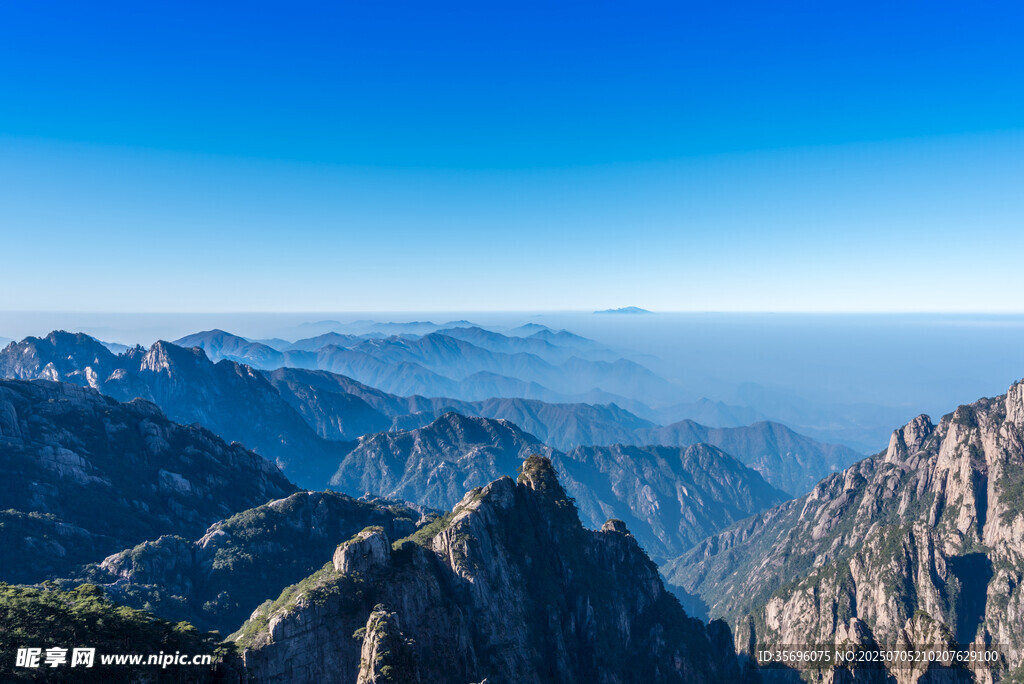 壮丽高山景观