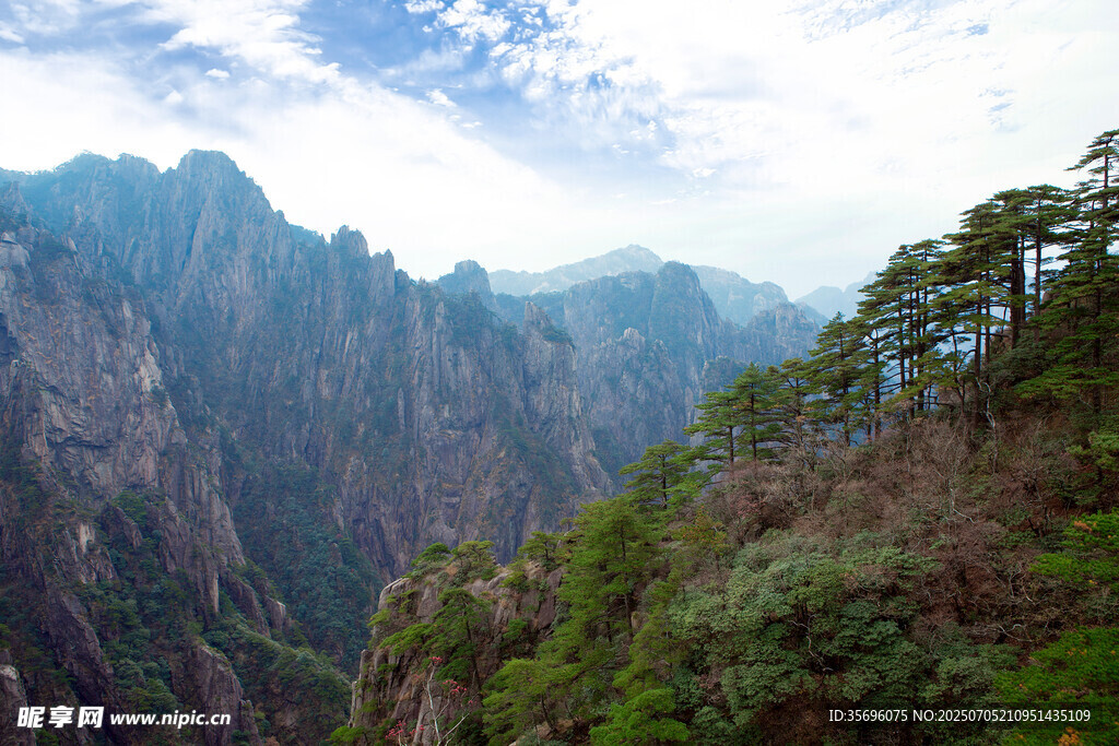 安徽黄山风景图