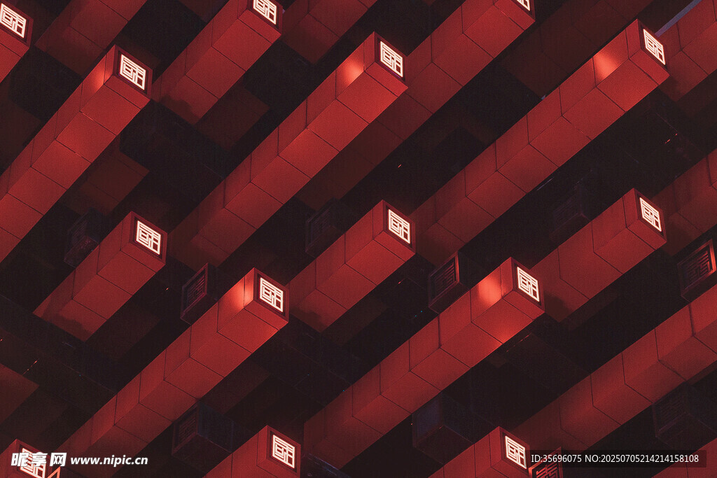 红色蜡烛整齐排列画面