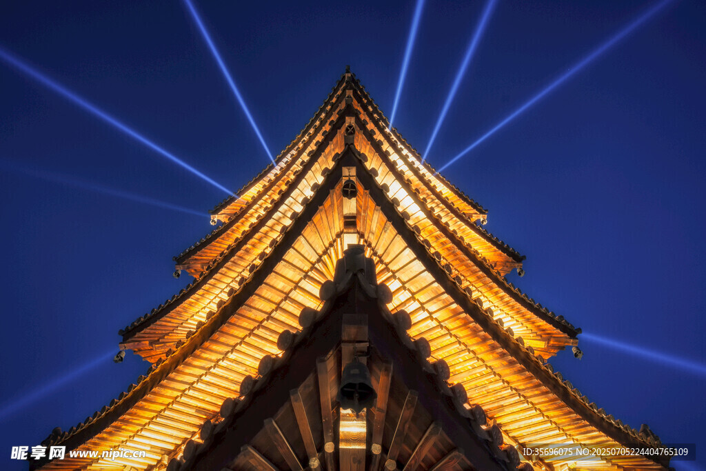 黄金塔