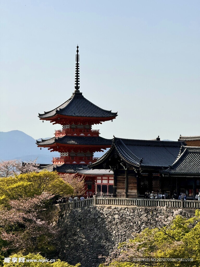 日本传统塔楼与建筑景观