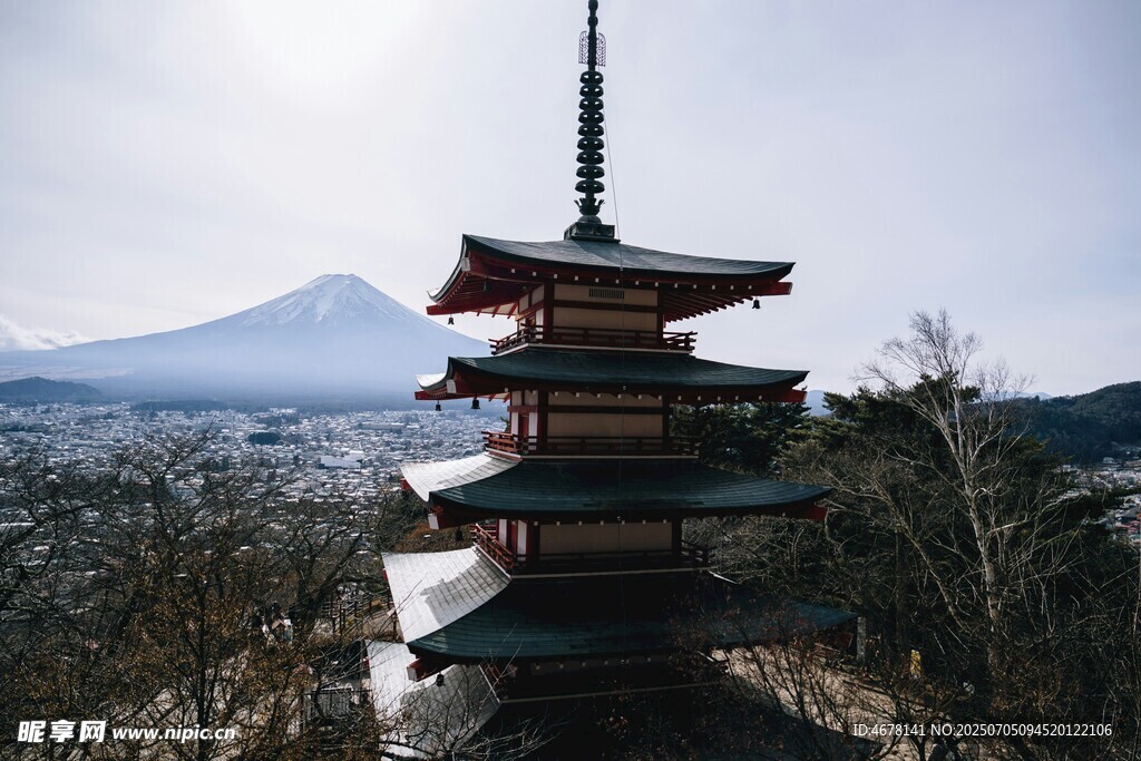 日本宝塔与富士山美景