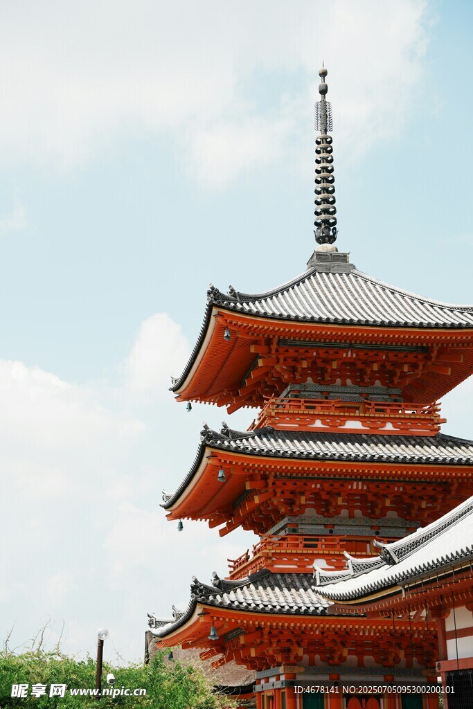 日本传统塔楼建筑景观