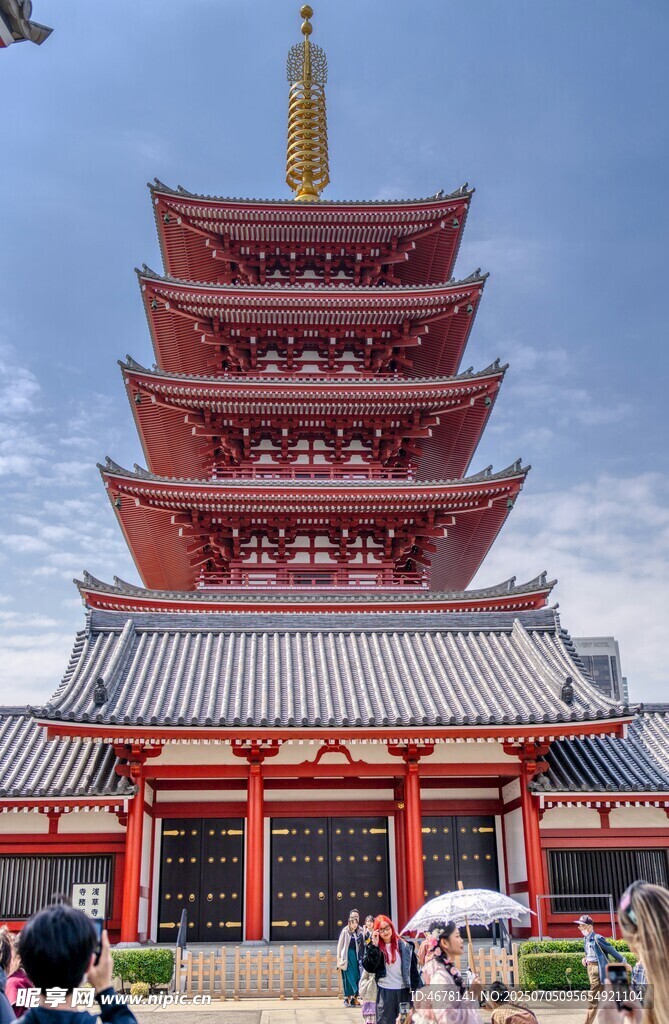 日本传统五重塔建筑景观