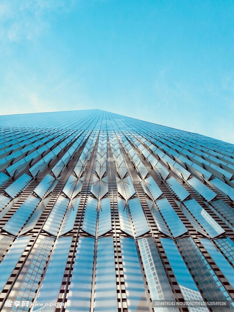 摩天大楼仰视视角壮观景象