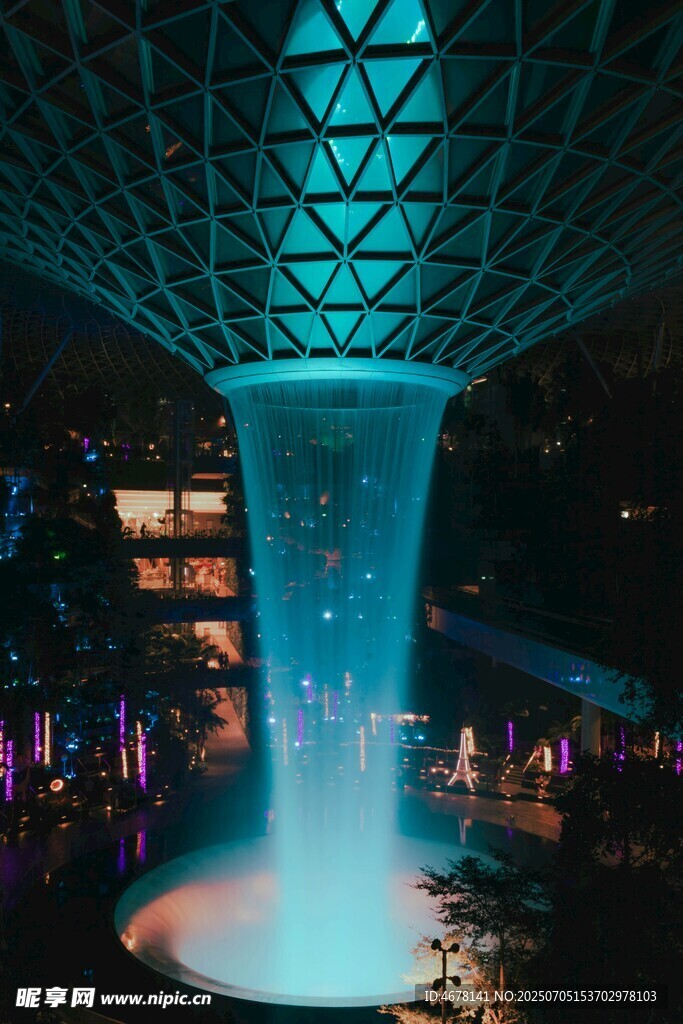梦幻喷泉夜景