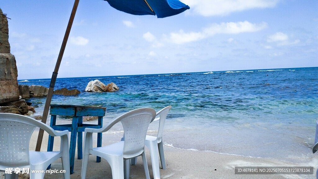 海边休闲桌椅惬意海景