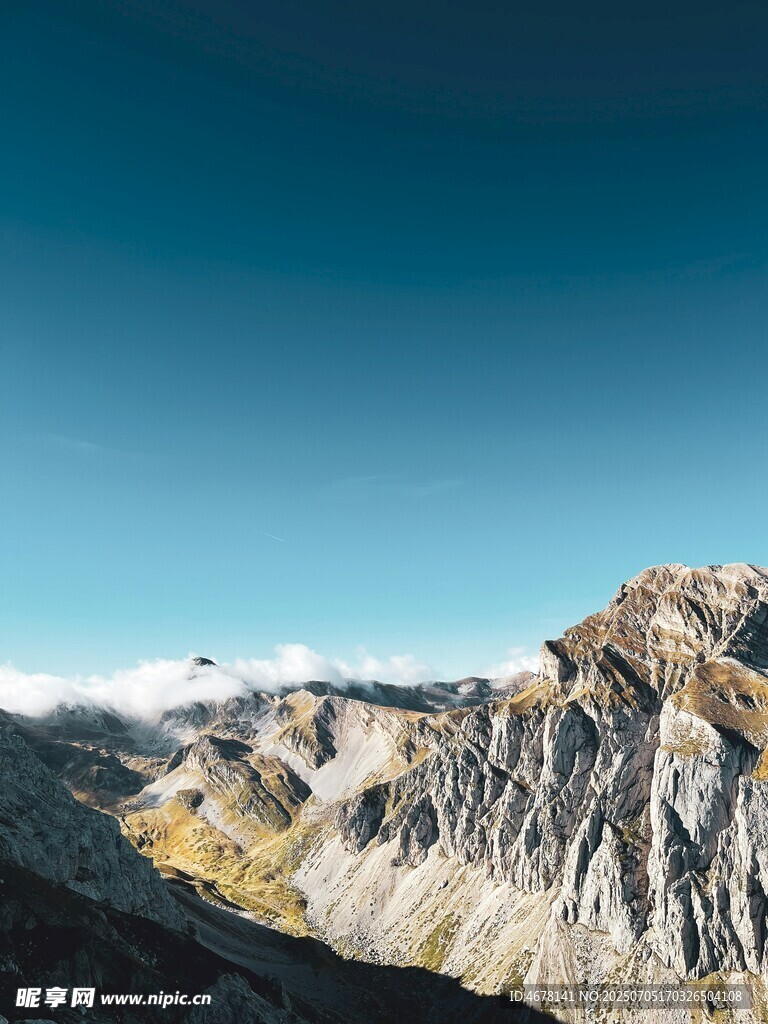壮丽高山景色