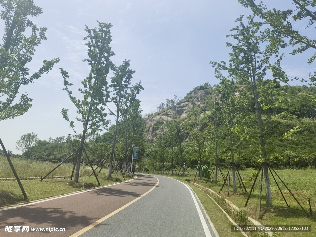 山间小道
