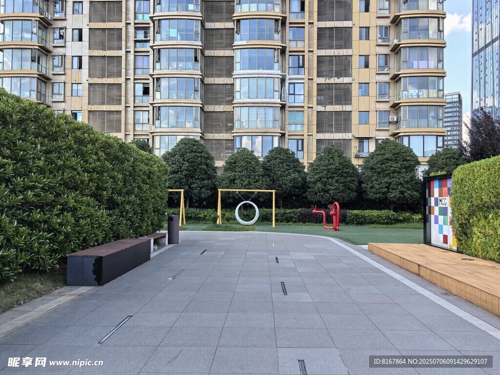 现代小区景观步道