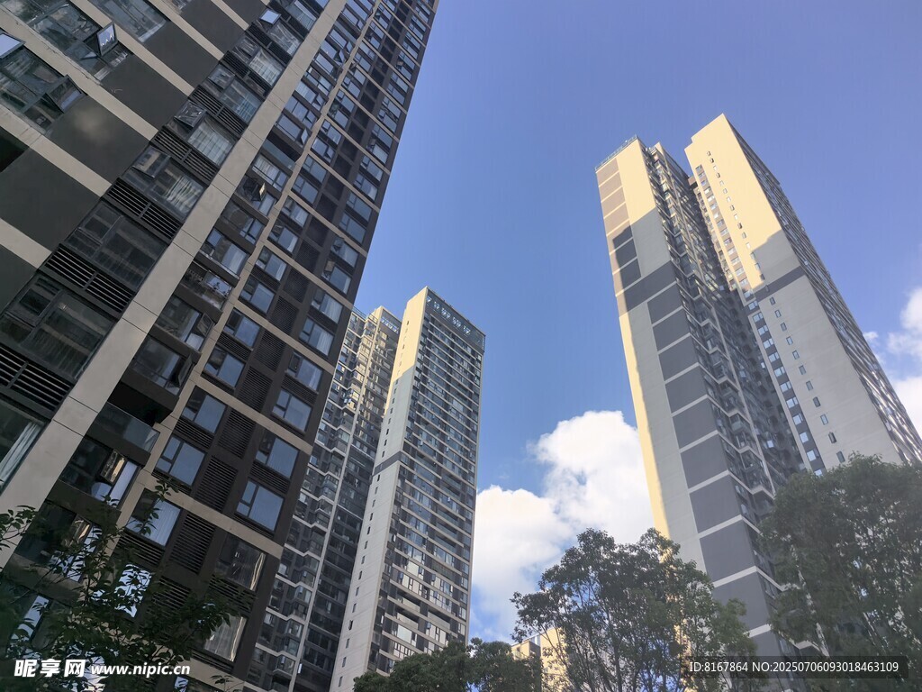 高层住宅楼景观