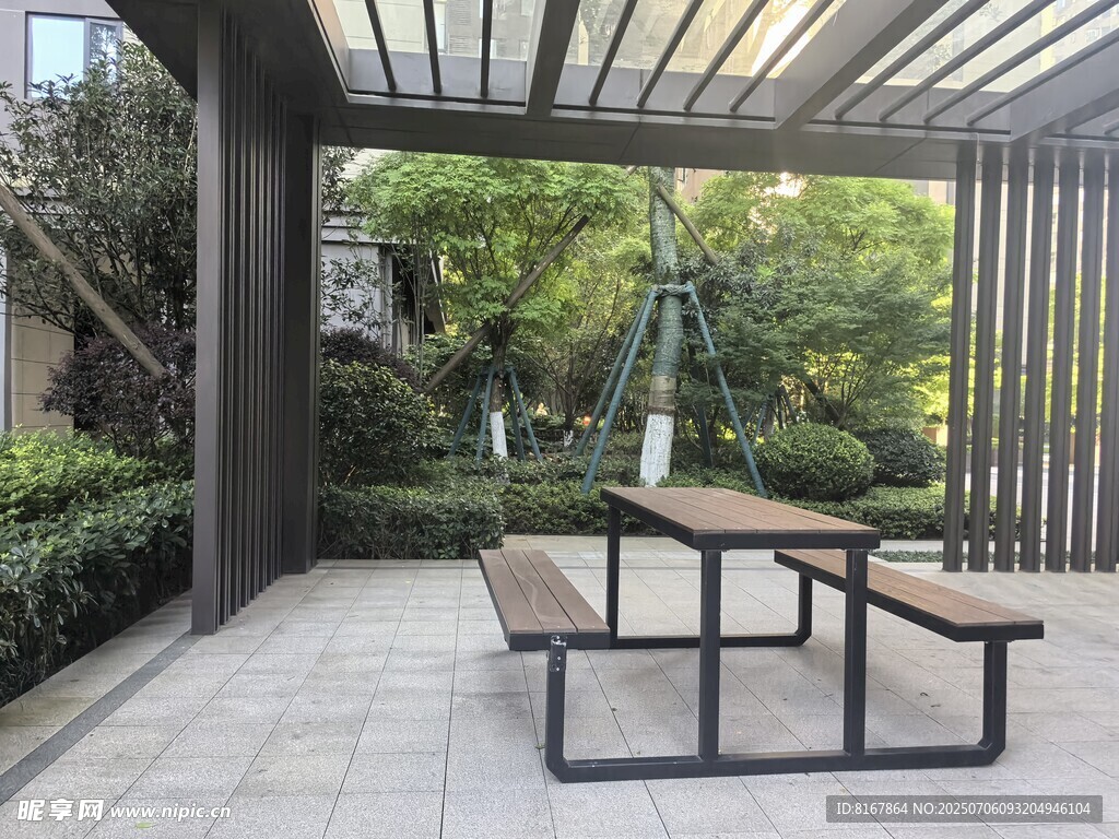 户外休闲桌椅庭院景观