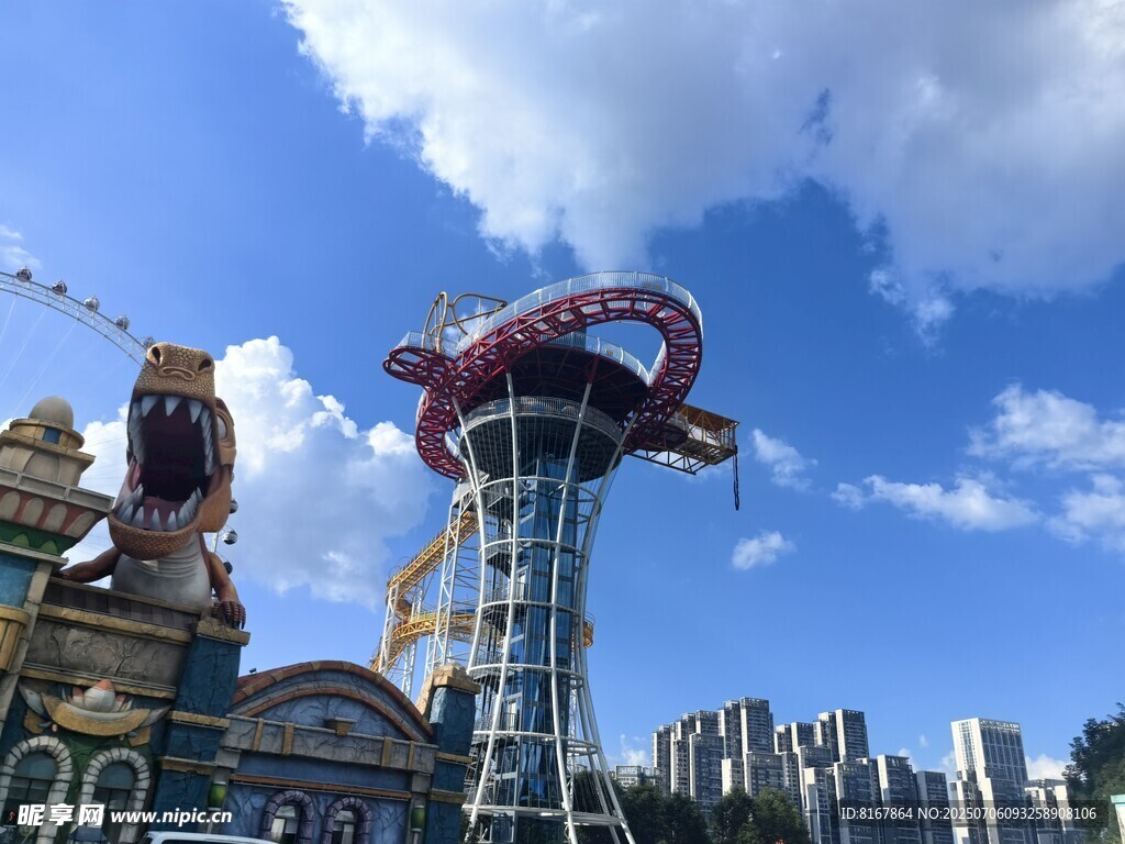 游乐园巨型章鱼造型设施