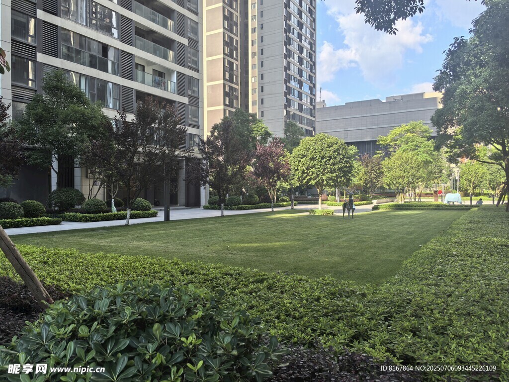 城市中的静谧绿化空间