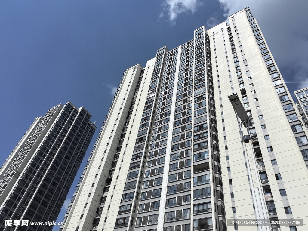 现代高层住宅楼景观