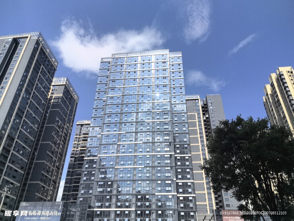 都市摩天大楼景观