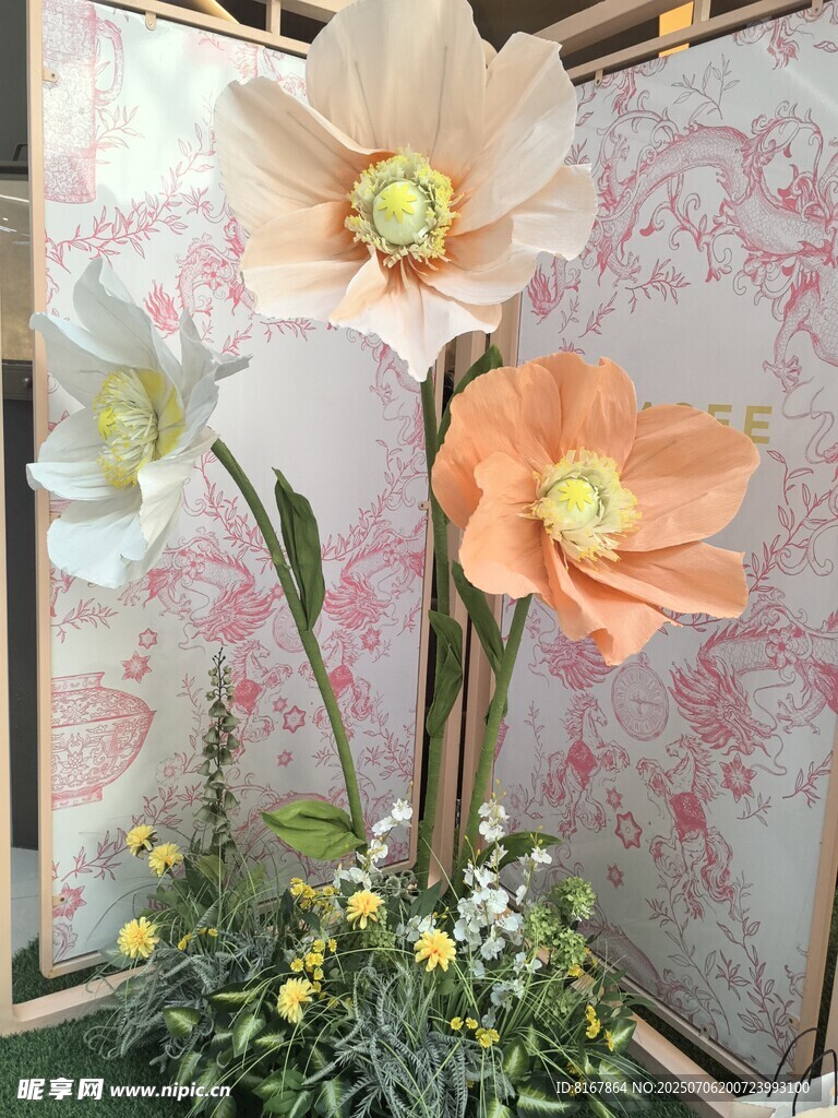 多彩花卉装饰摆件展示