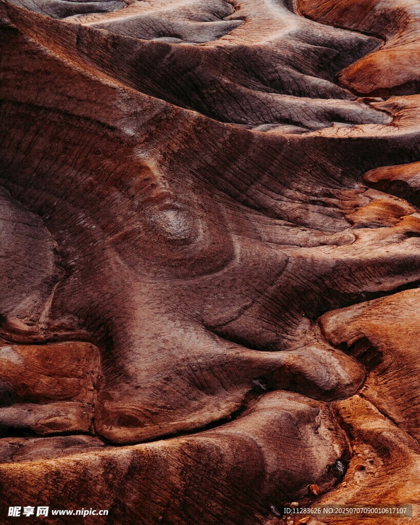 独特纹理的岩石地貌景观