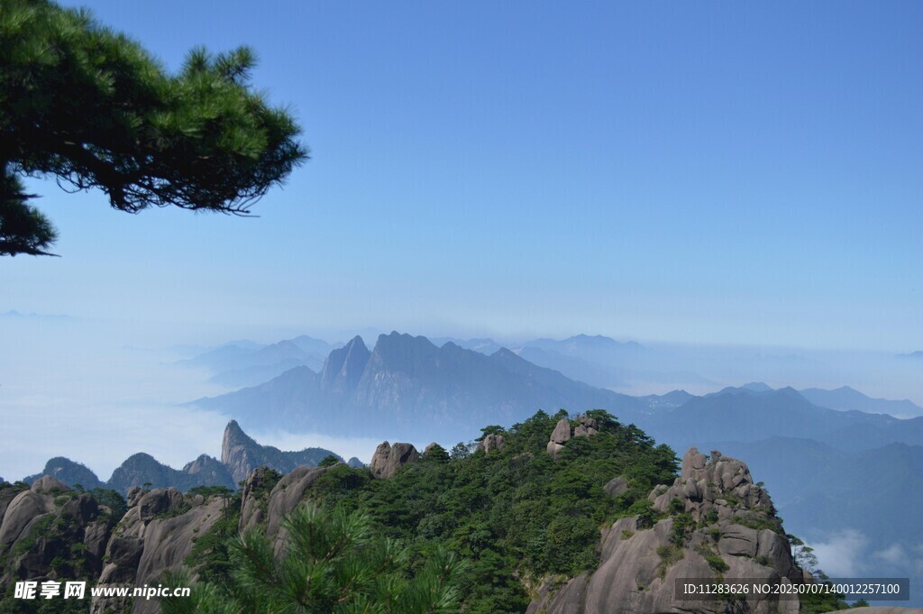 黄山壮美山景