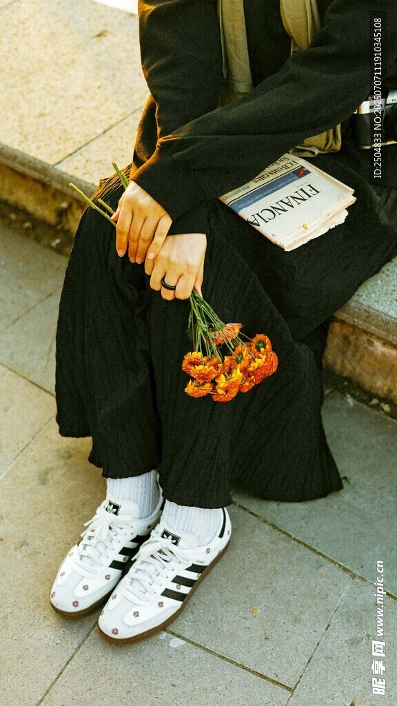 时尚女孩的休闲穿搭瞬间