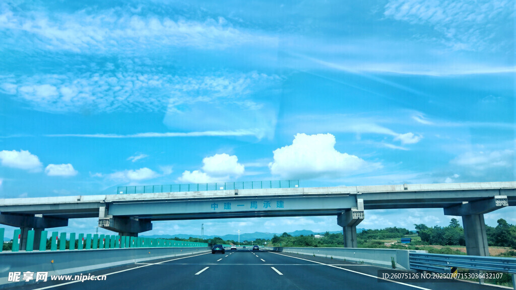 城市高架桥景观