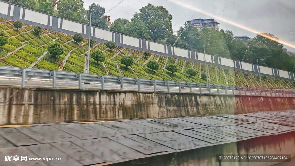 城市护坡景观