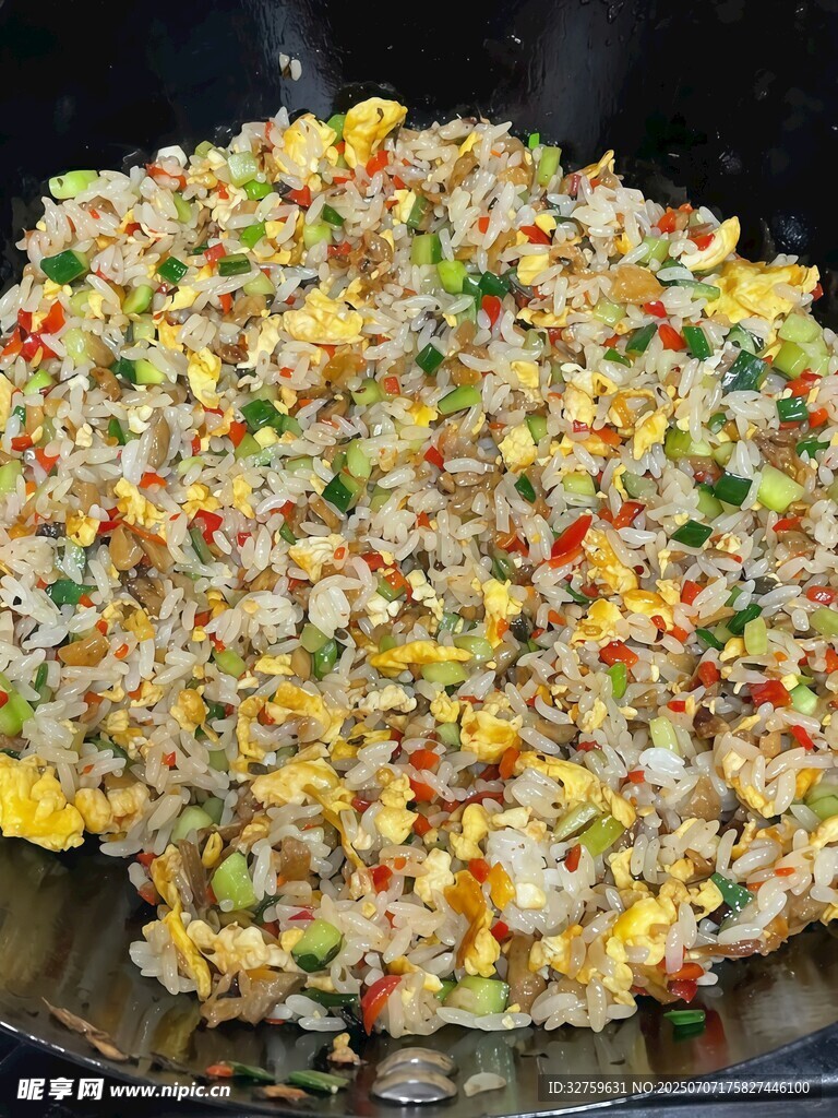 美味多彩蛋炒饭