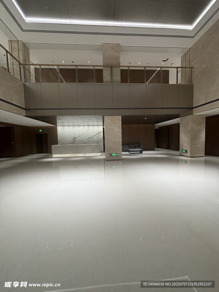 空旷现代室内空间场景