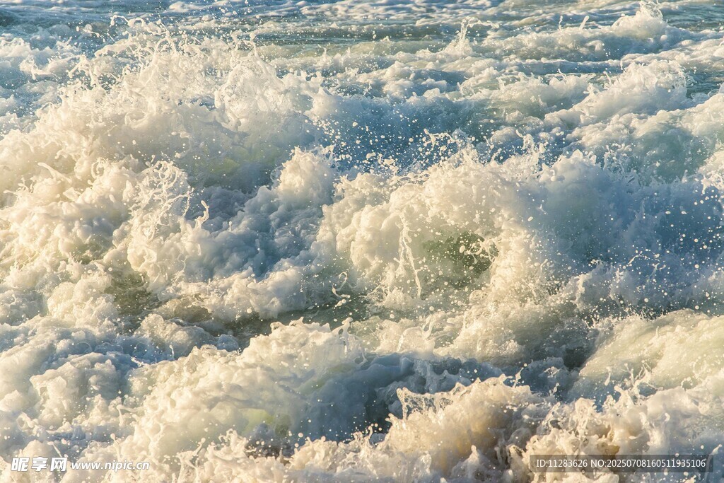 汹涌海浪