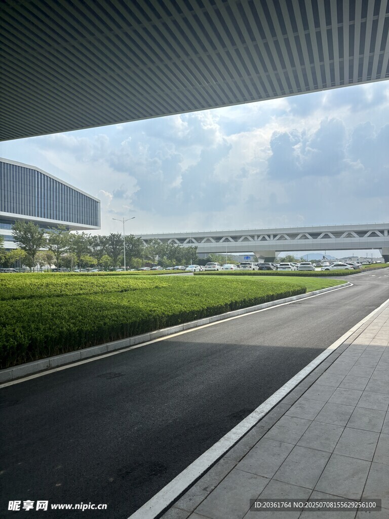 现代户外道路景观