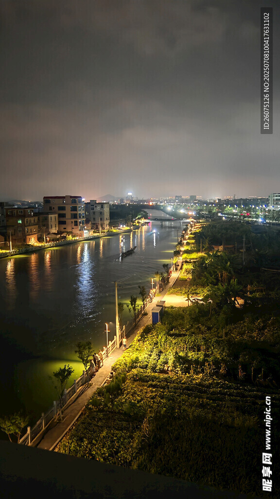 城市河畔夜景风光