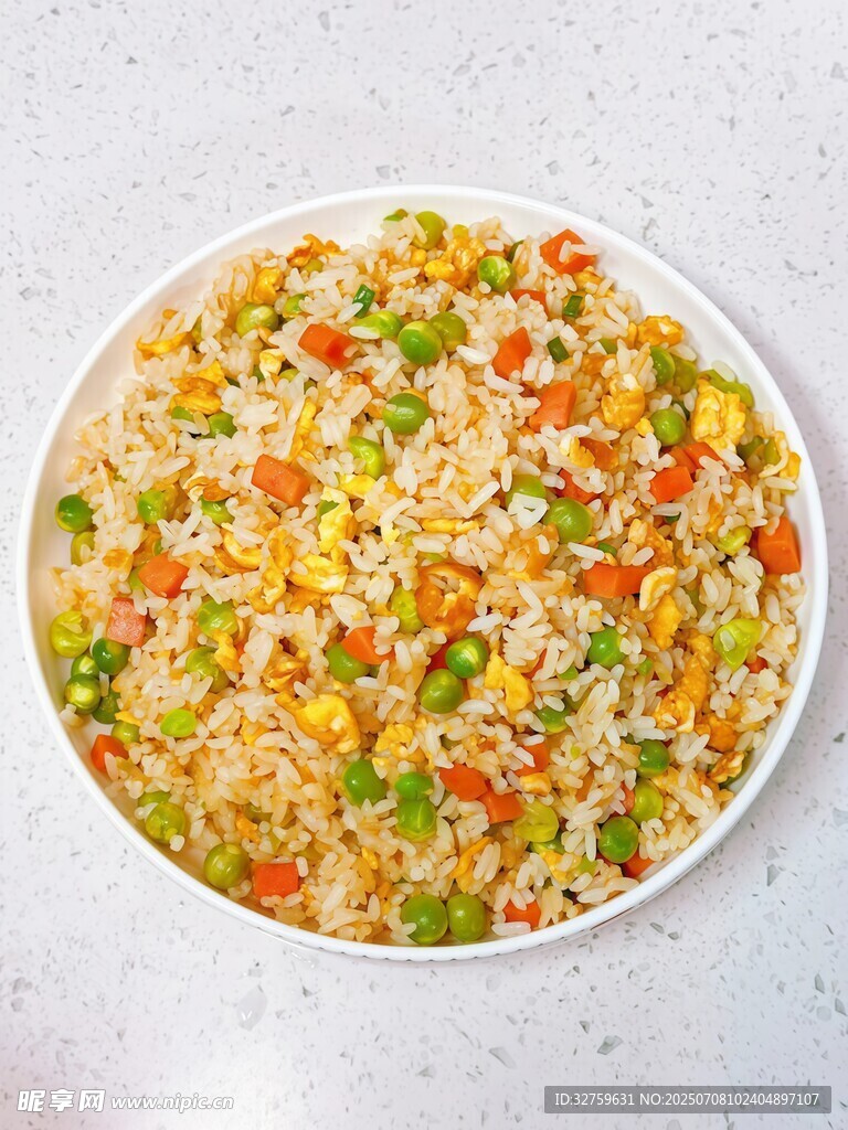 美味多彩蔬菜炒饭