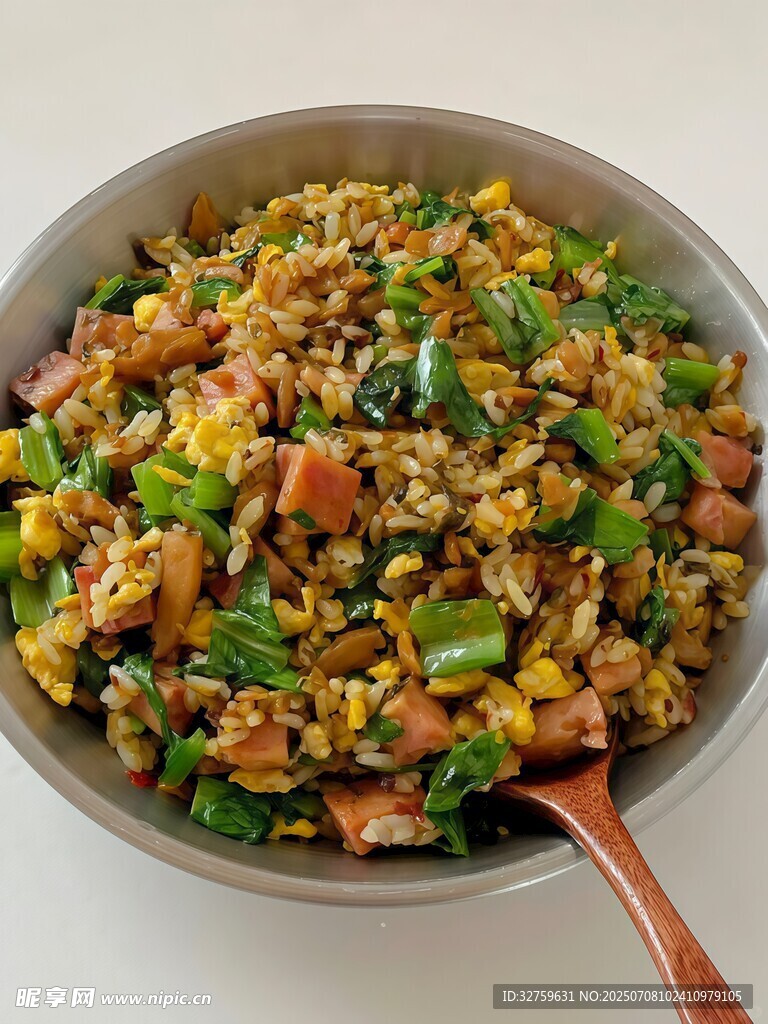 美味蔬菜炒饭