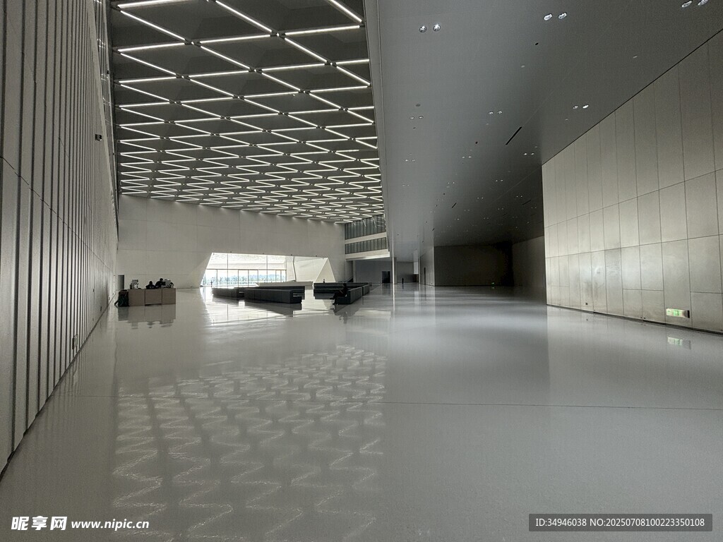 现代空旷室内空间场景