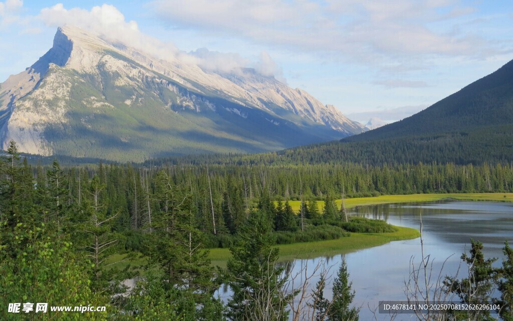 壮丽山水间的自然美景