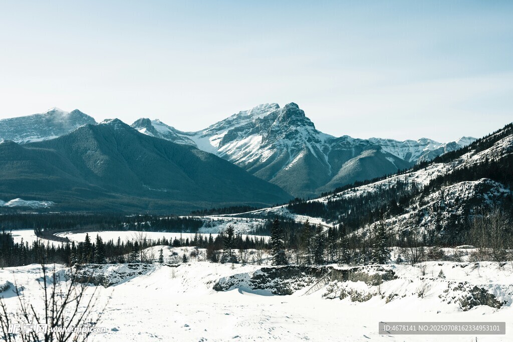 冬日雪山美景