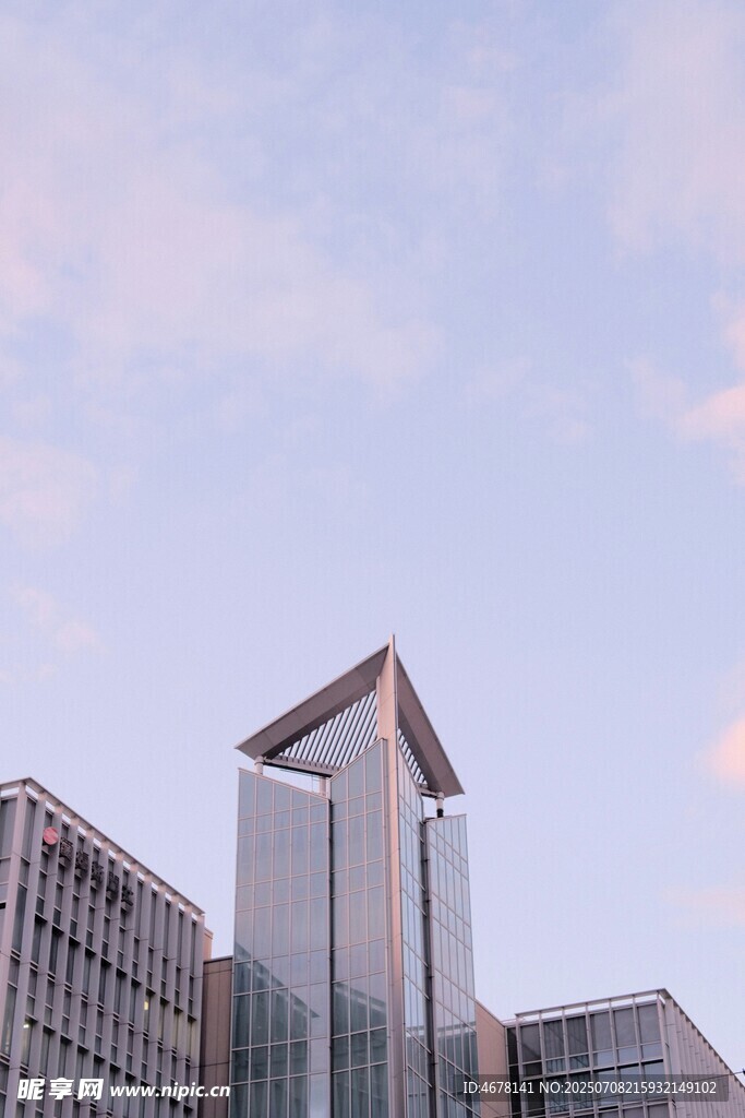 现代建筑的天际线景观