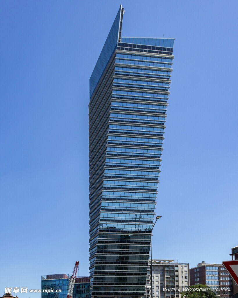现代摩天大楼外观风采