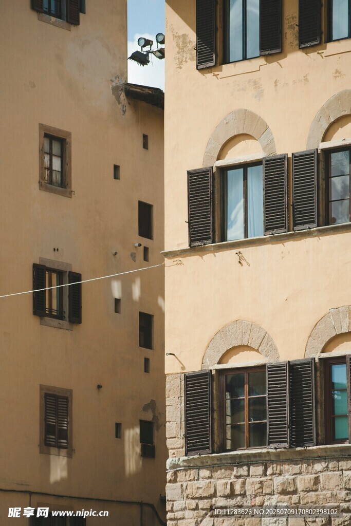 欧洲风格建筑外观一角