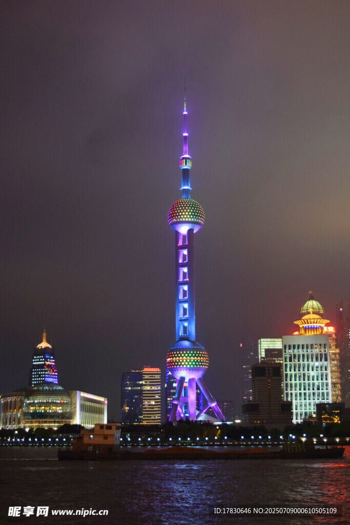 上海东方明珠璀璨夜景