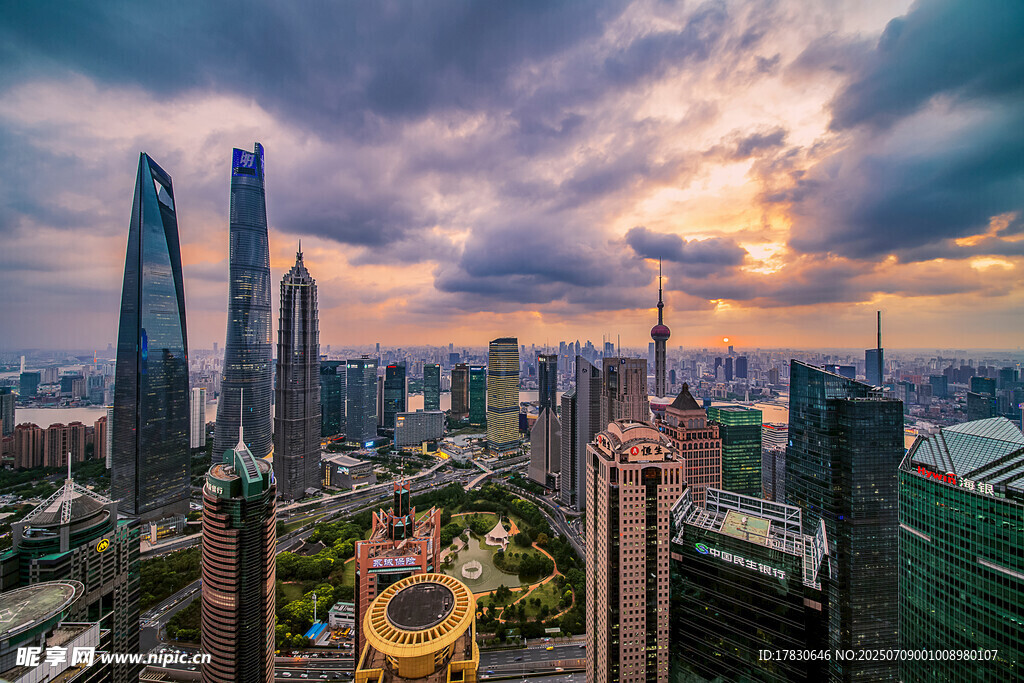魔都城市天际线壮丽景观